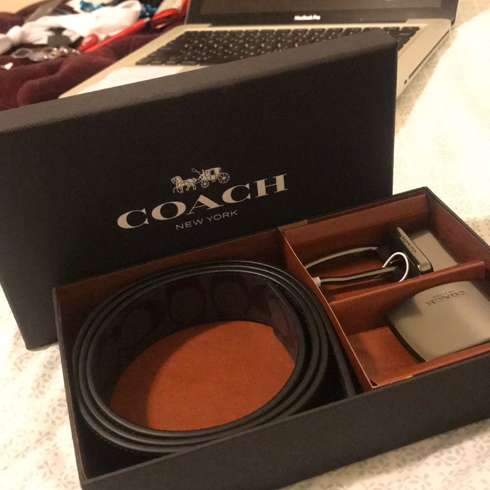 Coach belt